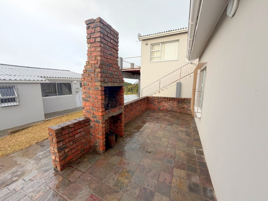 6 Bedroom Property for Sale in Hamburg Eastern Cape